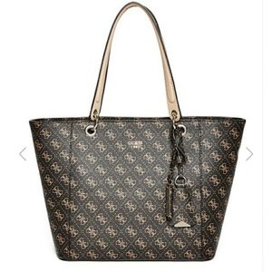 Guess Kamryn logo tote- NEW